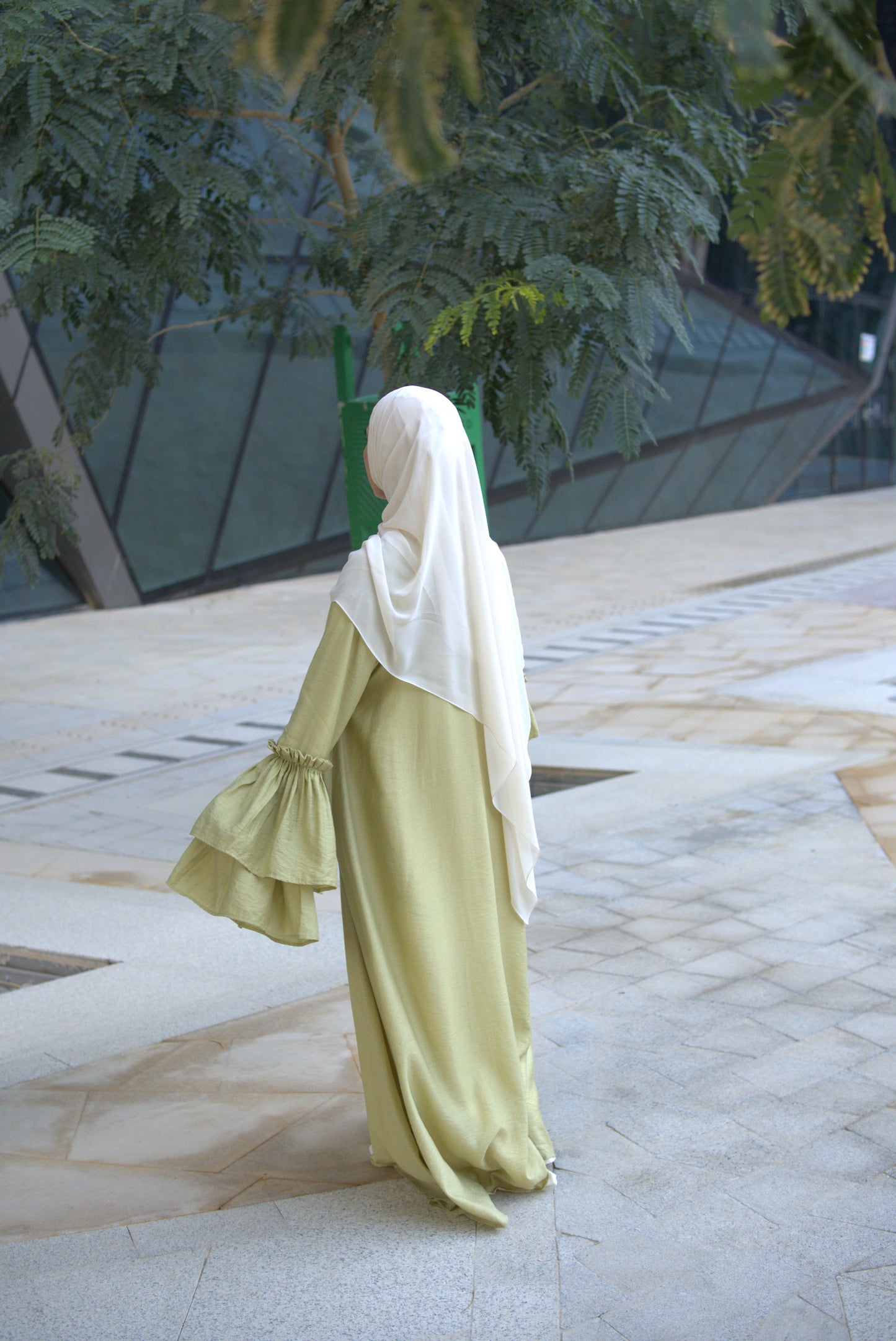 Orchid Outer Abaya